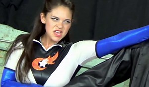 superheroine avengers are captured and hypnotized into fighting each other