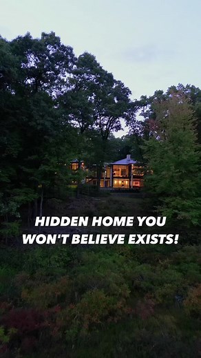 $3,199,0005 Beds | 5 Baths | 7,011 Sqft White Lake, Michigan Agent: Dylan Tent Heli Realtor Architect: AZD Architects #luxury #architecture #realestate #luxuryhomes | WayUp Media | Facebook