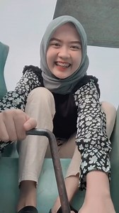 disaranin sihh wkwk #arrumakhma #jatenggayeng #javasoft #jowo #jateng #jawatengah #kembangdesa #desa #virals #viralreels #fyp | Arrum Akhmaa