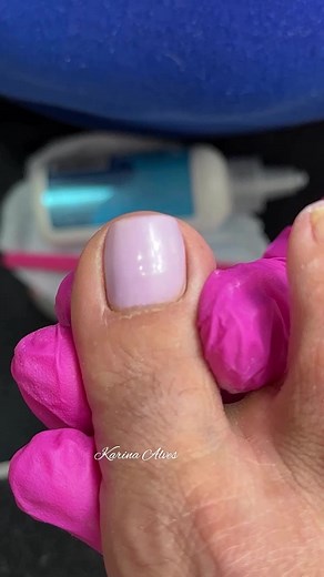 Esmaltes usados- 1 camada do pop rose @Risqué 💅🏾 1 camada do paraiso @Impala 1 camada do petala e 1 camada do frança colorama #unhas #unhasnaturais #unhasdasemana #unhasdospes | Karina Alves