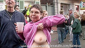 SpringBreakLife Video: Mardi Gras Girls