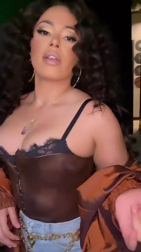 27K views · 476 reactions | She ready. 﫶 | Elle Varner | Facebook