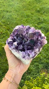 ✨ 1 géode achetée = 1 surprise offerte ✨ Envie d’ajouter une touche...