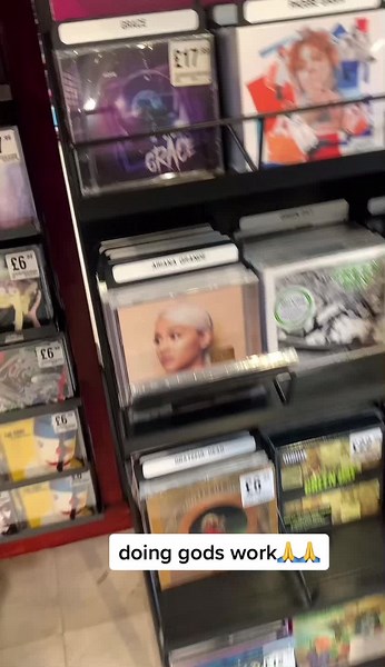 #hmv #arianagrande #slay #sweetener #thankunext #cd #arianator #positions #shutuparianagrande