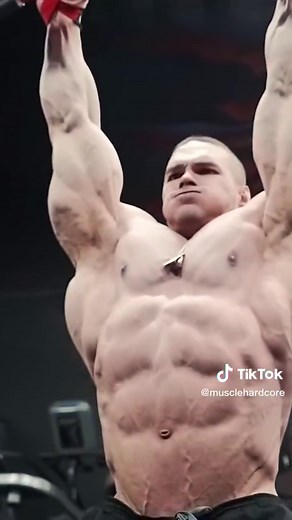 I’m right here can't be stopped #gym #muscle #bodybuilding #abs #flex #hulk #ripped