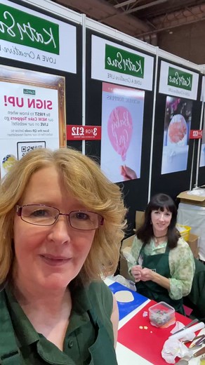 Katy Sue Cake Decorating on Reels