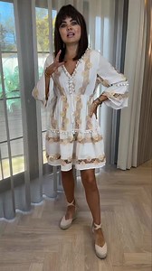 1.2K views · 17 reactions | This little dress is a total summer vibe襤懶﫶 The embroidery on this dress is amazing!殺 It is giving all the holiday vibes, would be beautiful on your hols for a fabulous dinner date Xo Shop dress  https://walkinwardrobeonline.com/products/holly-embroidered-two-tone-dress-in-neutral?variant=40570109198397 Love Laura Xo | The Walk In Wardrobe Online | Facebook