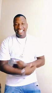 1.3K views · 35 shares | Laye Original et un artiste hauteur Center compositeur il se prépare fort pour soulever la culture guinéenne partout dans le monde | SINTA TV | Facebook