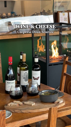 We found the perfect spot for your wine and cheese catch ups 🍷 #WineAndCheese #CheeseBoard #CosyReading #AutumnDining #VisitReading #TheRiverside #TheOracle | The Oracle