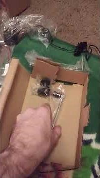 unboxing Uniden scanner BC355N