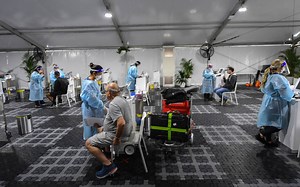 Primele țări europene în care au fost confirmate cazuri de infectare cu varianta Omicron. Au impus deja măsuri mai dure