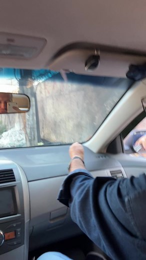 37 reactions · 10 comments | LIXO: a Zona Oeste não pode ser tratada assim. Os lixos acumulando na porta da casa das pessoas por falta de serviço e organização. O maquinário de limpeza na Zona Sul e Barra não falta. Prefeitura, somos todos cidadão da mesma cidade. Estamos aguardando resposta aos nossos ofícios para as providências serem tomadas. Urgente | Jorge Felippe | Facebook