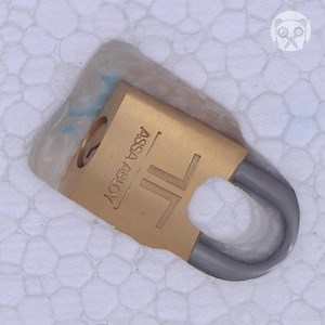 52K views · 33 reactions | Satisfying DIY Lock, Wire & Cement Tips Thanks for watching! Please be aware that this video is for entertainment purposes only and techniques shown should not be attempted at home! | Gorgeous | Facebook