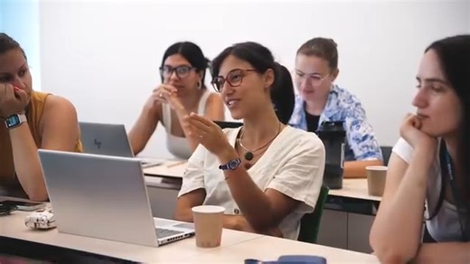 ☀️ Applications now open ☀️ Barcelona School of Economics Summer School offers a unique learning experience that blends theory with real-world applications and case studies. Our courses are tailored for professionals, researchers, and academics, offering in-depth insights across a variety of topics in Economics, Finance and Data Science. Gain the expertise and tools you need to thrive in today’s fast-paced, competitive environment. 🗓️Key dates: Early bird deadline: April 15, 2025 Program dates: