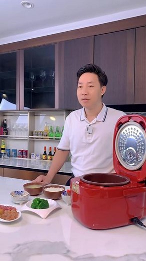 “经典三宝饭”是哪三宝呢？快来看看吧！#顺德依立煲仔饭 #顺德美食 #煲仔饭 #美食教学 #三宝