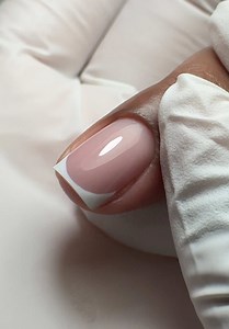 Broken Nail Repair: Back to Short Nails with Almondine Gel
