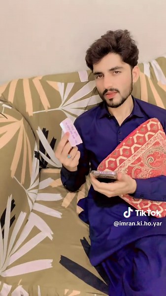بول رہا مجھ کو نہیں ضرورت دوسری بیوی کی — مقبول ہندی ریلس لائن