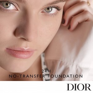 NEW NO-TRANSFER MATTE FOUNDATION New generation: 24h no-transfer foundation resistant to heat, humidity and transfer. Medium to full coverage with a matte finish. Breathable comfort. Available in 42 shades. #diorforever #lovemydiorskin #foreversisterhood | Dior