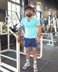 Getting your first push up can be hard.. To build strength so you...