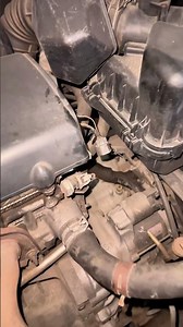 Oxygen Sensor Connector Removing! 🤪 #oxygensensor #oxygensensorconnector #rxmechanic #fypシ゚