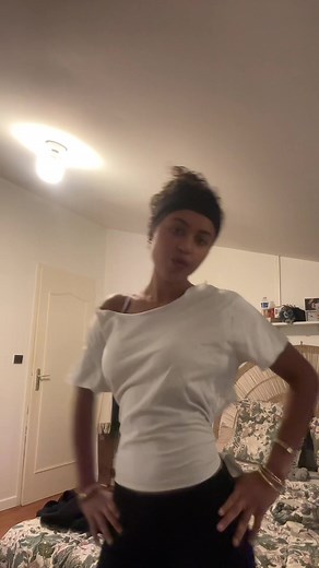 DIY : Transformez votre T-shirt en top dos nu