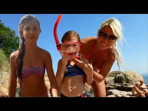 ОДЕССА . ДИКИЙ ПЛЯЖ . ТАЯ УЧИТСЯ НЫРЯТЬ / ODESSA . WILD BEACH . TAYA DIVES