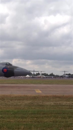 4K views · 95 reactions | The mighty Avro Vulcan #avrovulcan #vulcan #xh558 #riat | Military Update | Facebook