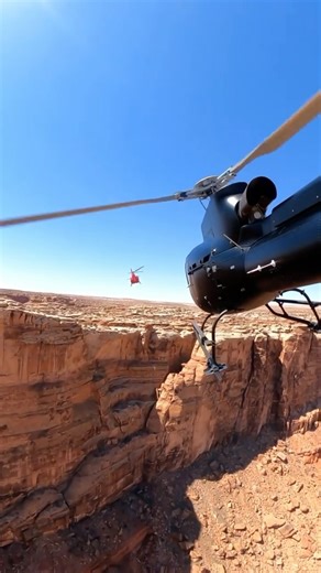 2.2K views · 700 reactions | Video Repost @‌iflyheli  酪 #helicopterride #likeabird #flyhelicopter #ec130 #h130 #helicopter #helicoptere #rotorcraft #helicoptero #helikopter #hubschrauber #elicottero #helicopassion | Helicopassion | Facebook