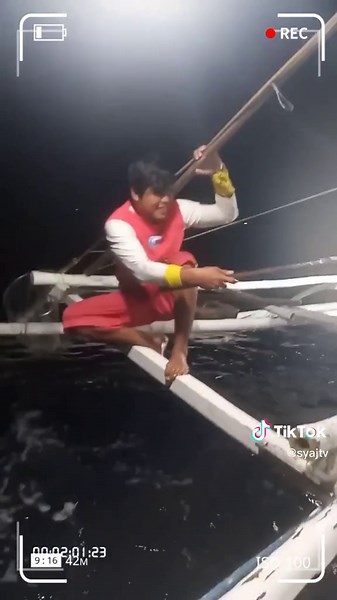 simple way to catch skipjack tuna#pageforyou #fypシ #lifeunderwater #fishing