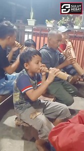 Upaya untuk melestarikan musik tradisional minahasa dengan melibatkan anak-anak. Grup Musik Bambu Klarinet Desa Atep Langowan. | SULUT HEBAT