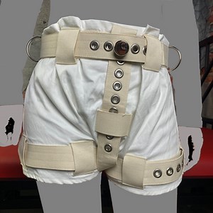 [Hot Item] Clé magnétique Segufix pour auto-entrave, straitjacket Abdl, verrouillage de couche, pantalon de couche BDSM