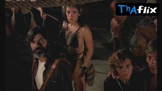 Eva Leon Sexy Scene in Golden Temple Amazons