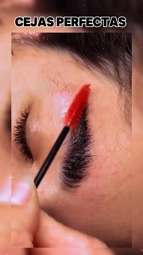 Cejas Perfectas?👁️ tienes las cejas pobladas, es mas facil para ti tener las cejas perfectas solo tienes que peinarlas y cortar los pelitos restantes solo mira la tecnica en el video.✨♥️#CejasPerfectas #cejas #cejasespectaculares #TécnicasDeCejas #cejaspobladas | Cejas espectaculares online