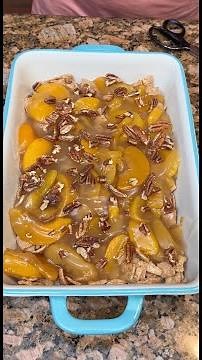Cinnamon Toast Peach Cobbler!