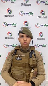 O fim de semana foi de intenso combate à criminalidade em Blumenau. A Polícia Militar prendeu quatro homens por tráfico de drogas e outros dois pelo crime de roubo. Veja a matéria completa no site da PMSC. (Link nos stories) Polícia Militar de Santa Catarina. Preservar a Ordem, Proteger a Vida. 🚨Emergência 📞Ligue 190 📲Use o App PMSC Cidadão Fonte e Vídeo: @pmscblumenau10bpm | Blog do Jaime (Notícias de Blumenau)