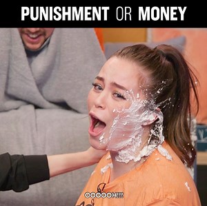 We're playing Shovel Knight Showdown and digging through mystery buckets for money! 💰💰(Hopefully) | Smosh Games