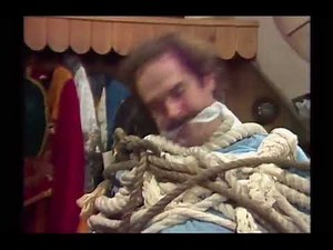 The Muppet Show - 223: John Cleese - Cold Open (1978)