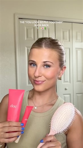 Amazon Beauty on Instagram: "easy slick-back for class? yes, please 🪄 shop the dae styling wand & styling cream, your go-to duo for sleek styles & smooth edges at the link in bio 💫 🎥: @jenna.evelynnn #amazonbeauty"