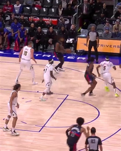 3.7K views · 103 reactions | Cade & Jaden had no problem finding Ausar in the first #DetroitBasketball | Detroit Pistons | Facebook