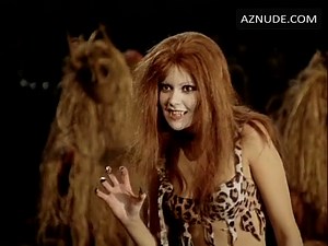 Loli Tovar Breasts Scene in The Night Of The Sorcerers