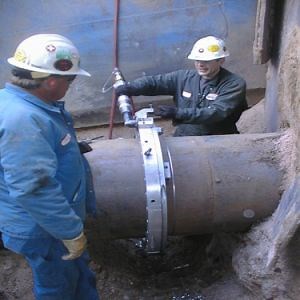 [Hot Item] Secure CNC Pipe Hand Edge Pneumatic Pipe Cutter Steel Beveling Cutting Machine