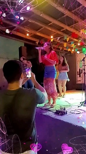 Sextou com ForrÓzim Danado de Bom🕺💃 📌Local: JamRock @jamrockpraiadeiracema 📍Endereço: Rua dos Tabajaras, 402 - Praia de Iracema, Fortaleza - CE. .......★ @forrozimdanadodebom @osmuringa_forro @cleanesampaioo ★....... 🎥@nreginam33 .......★ #forrozeirosdefortaleza #forródanadodebom #forródasantigas #forrópédeserra #forródegafieira #forrozeiros #somosforró #somosforrozeiros #sóforró #forró #tomeforró #cuidanafuga | Forró Pé de Serra