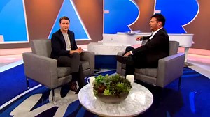 #BenMcKenzie adds writing and directing to his list of credits on hit show #Gotham. #HarryTV | Harry Connick Jr