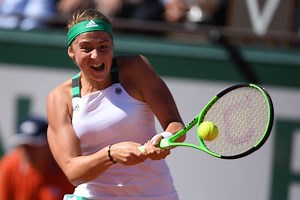 Aļona Ostapenko: “Neviens mani nav tā apmācījis. Tas vienkārši ir stils, kurā spēlēju”