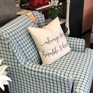 23 reactions | How gorgeous is this???  | Niche Market Furniture | Facebook