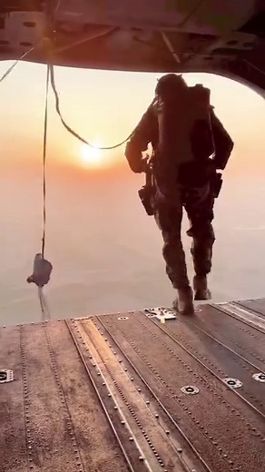 @indianairforce mi17v5 dropping some airborne troops by a static line jump. Fact check: Jump precautions and body postures during the jump, summarized in three points: 1. **Pre-Jump Preparations and Safety Checks**: - Before the jump, paratroopers undergo thorough training on safety procedures and equipment usage, including the proper donning of parachutes and harnesses. - Prior to exiting the helicopter, paratroopers conduct final safety checks to ensure all equipment is securely fastened and f
