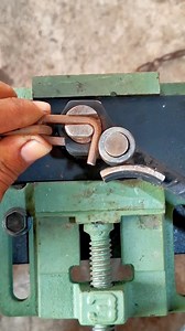 best tool from bolt rod to make chain #simpletools #welding #homemade #metalcrafts #besttools | Mbenkk Welder