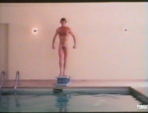 CFMM - Swimming naked in front of his girlfriend