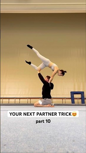 EASY ACRO TRICK FOR BEGINNERS😍 #shorts #acrobatics #dance