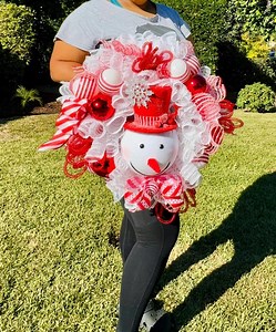 Snowman Christmas Wreath: Red & White Deco Mesh, Holiday Front Door Decor